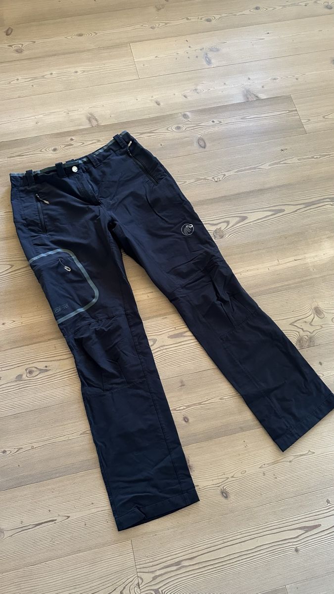 Mammut Pantaloni: Mammut Hosen Softtech Grösse 38 short  – Usato da Wolfhalden venduto da Bambam74