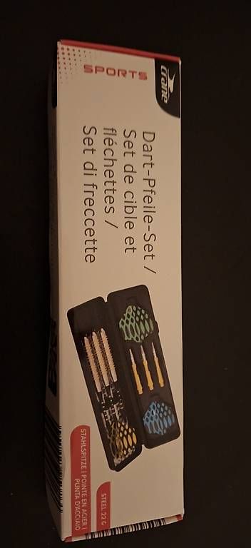 Services de table: Set de fléchettes en acier neuf – D'occasion à Pully par Dede1958