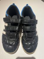Schwarze Kinder-Hallenschuhe, Grösse 34, mit Klettverschlu