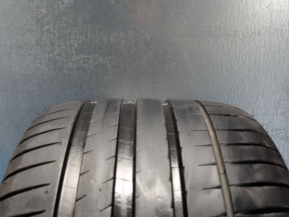 Sommerreifen 255 35 R18