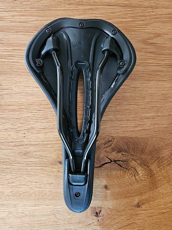 Decathlon Pièces détachées: Fahrradsattel – Neuf (Voir description) à Ennetbürgen par Kondor1950 1