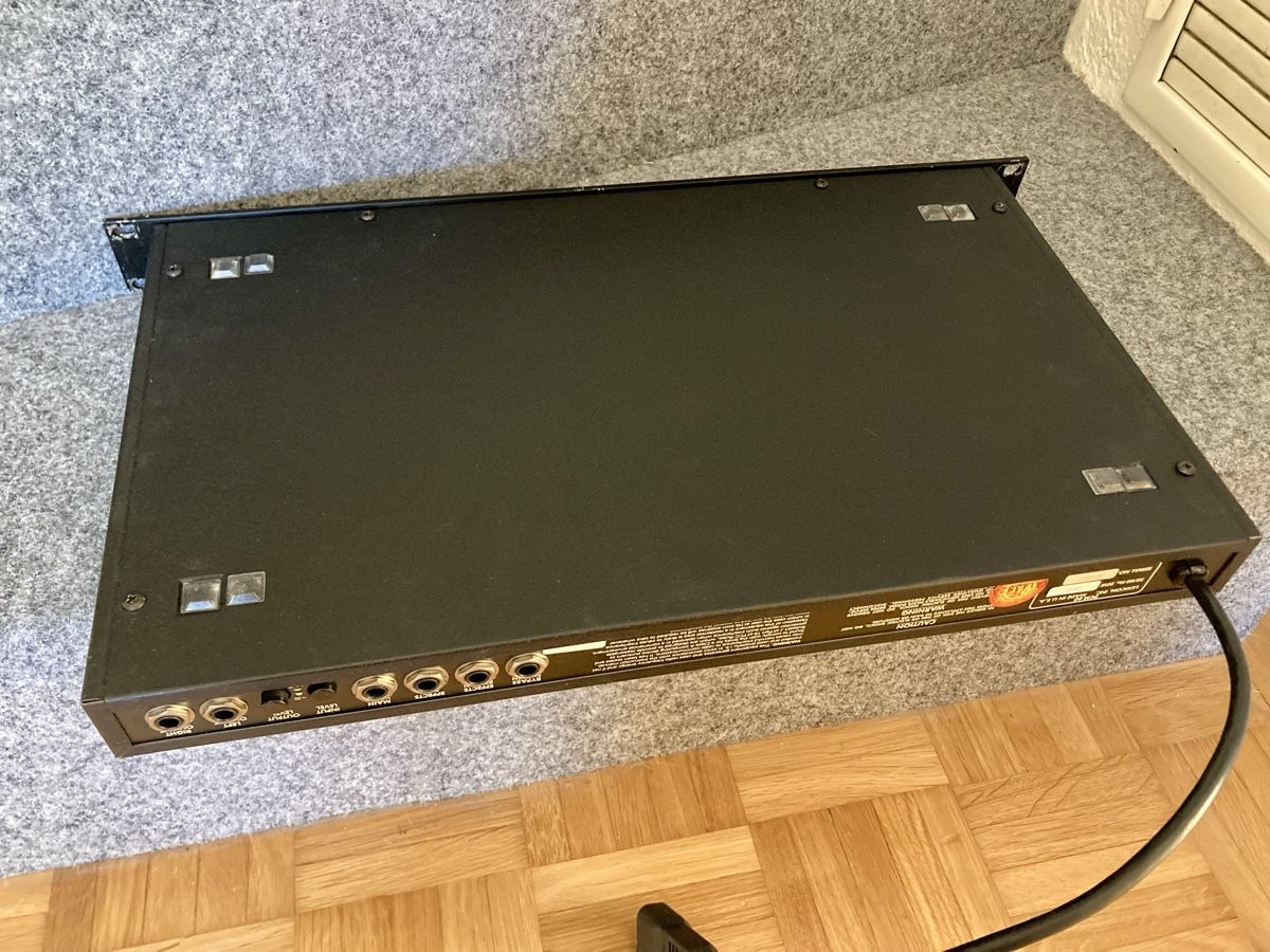 Strumenti musicali: Lexicon PCM 60 Reverb Hall – Usato da Glattfelden venduto da Pedals 7