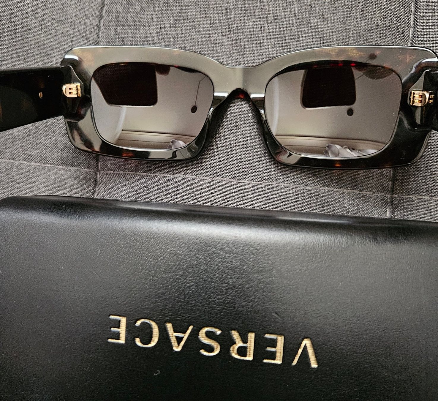 Versace Lunettes & Verres: Sunglasses Versace 4444-U – D'occasion à Biel/Bienne par ypsillon 2