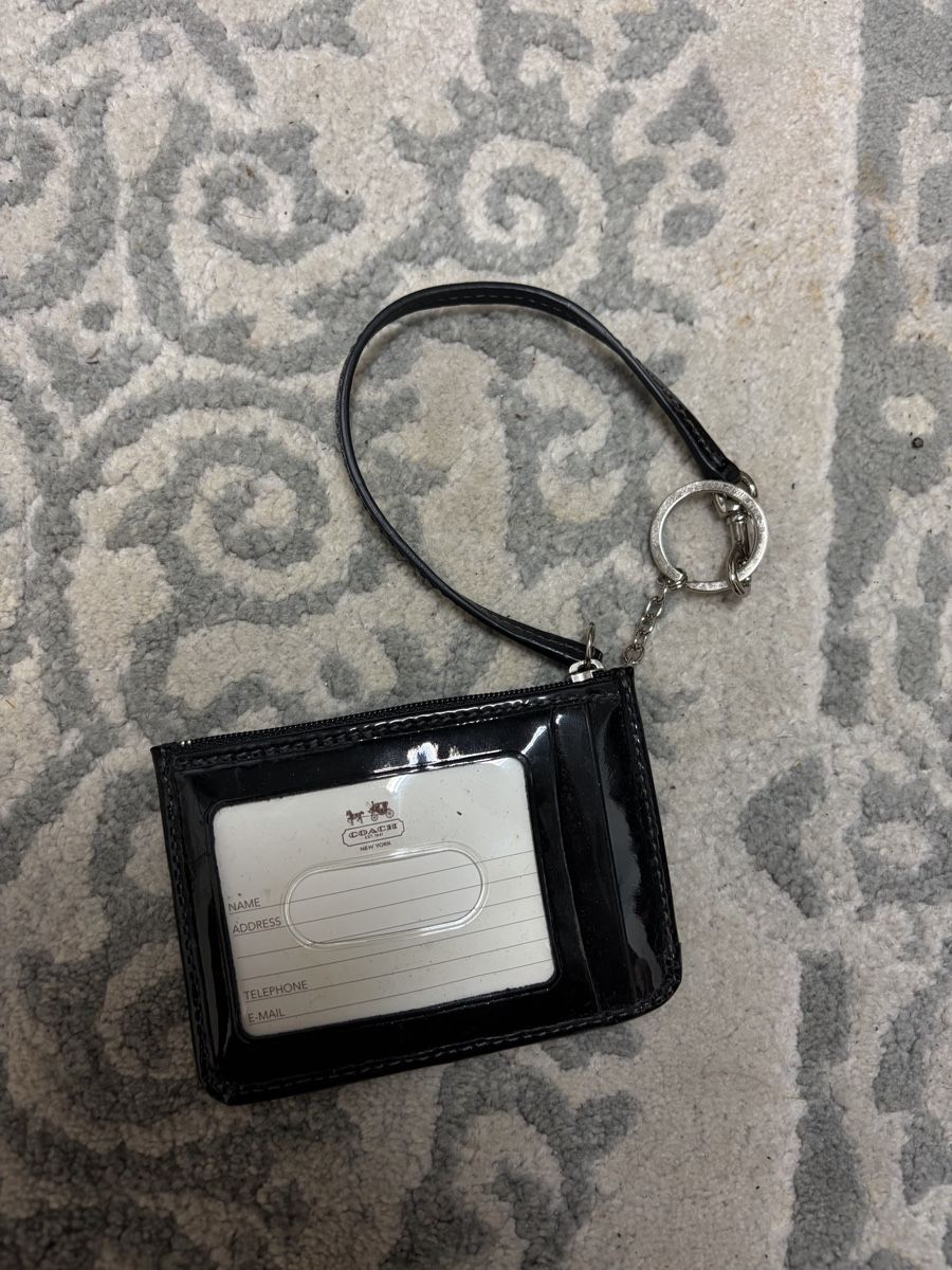 Coach Portamonete: Coach Coin Pouch Black Monogram – Nuovo (secondo la descrizione) da Brislach venduto da edu_t6pq 1