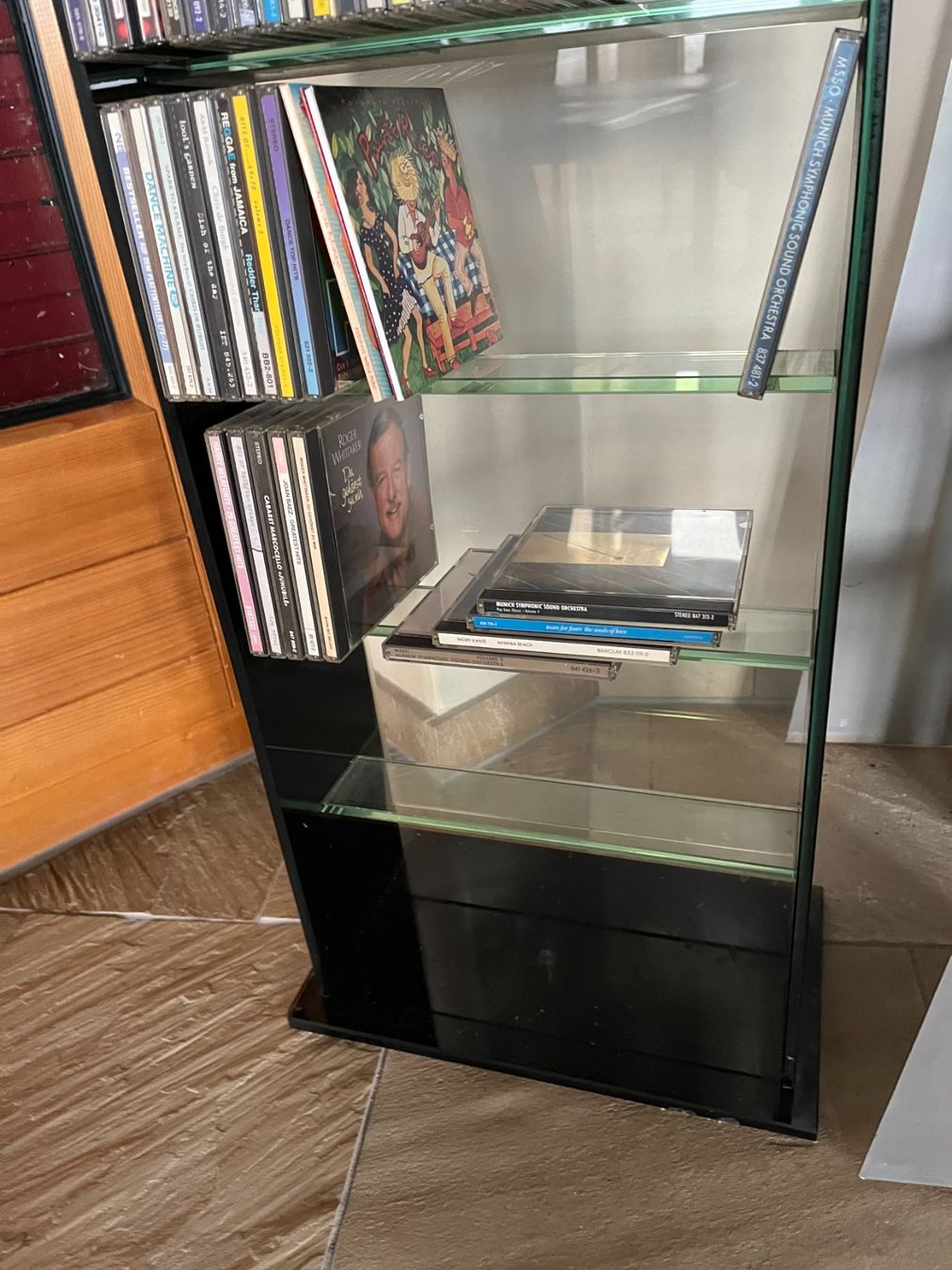 Regale: CD-Gestell aus Glas – Gebraucht aus Illnau von 18yellow 2