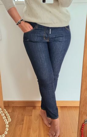 Jean Dsquared2 bleu foncé, taille 38-40