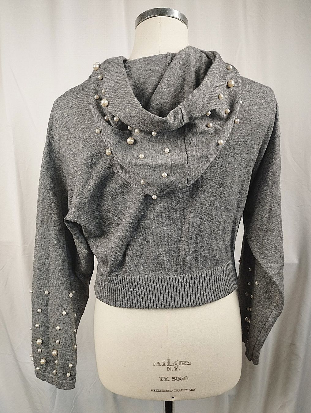 Zara Pulls & Sweat-shirts: ZARA Pullover Gr. S – D'occasion à Schübelbach par Restwert_Schubelbach 3