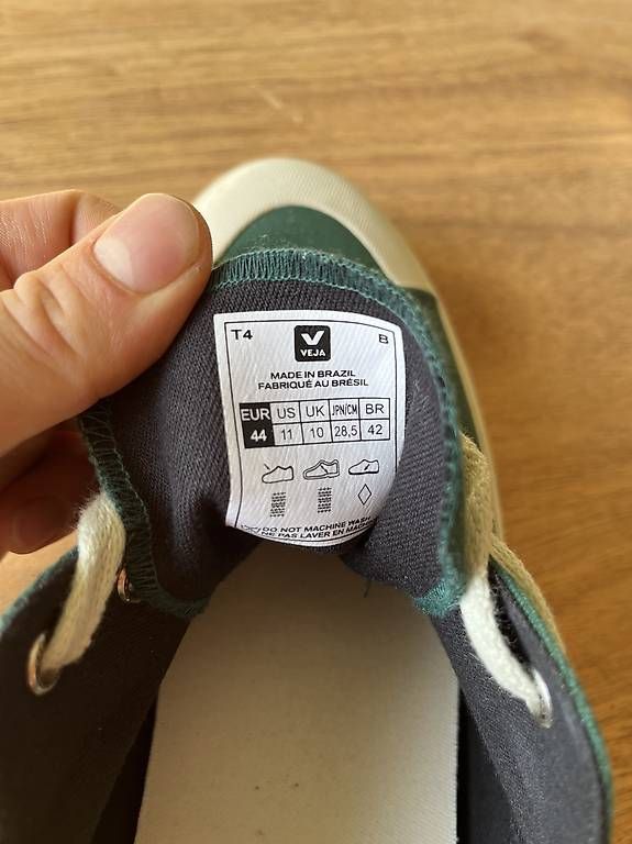 Scarpe da uomo: VEJA 44 – Usato da Biel/Bienne venduto da g.vasine 2