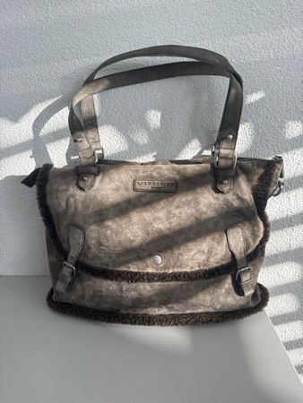 Liebeskind Tasche Lammleder Lammfell Damen grau Neuwertig
