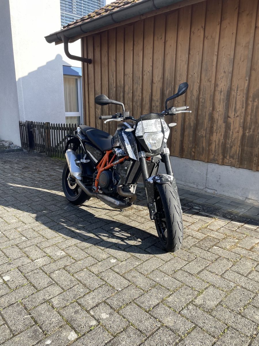 KTM Strada: KTM 690 Duke ABS 2015 – Usato da Wohlenschwil venduto da sina46 1