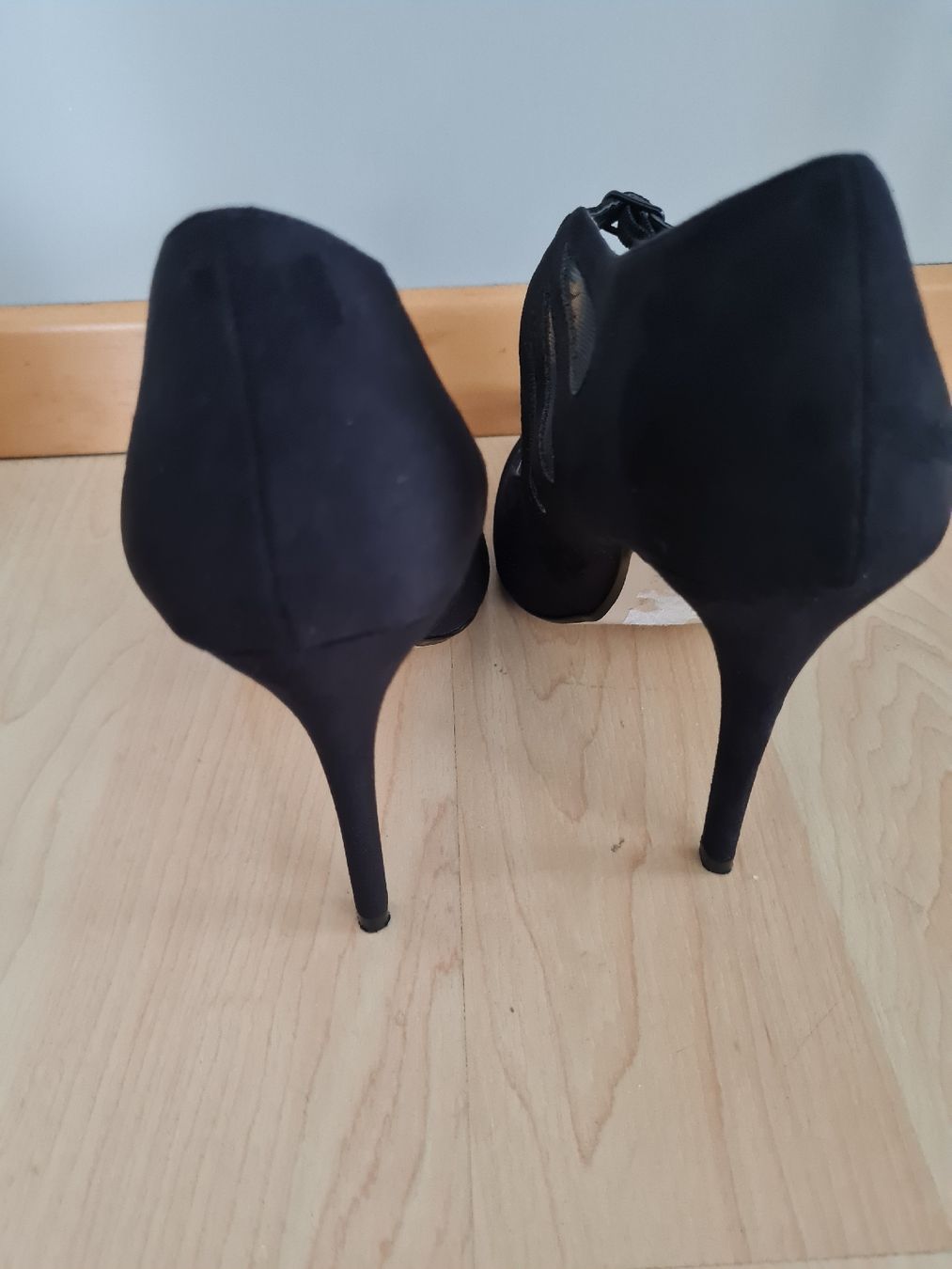 Scarpe da donna: Schwarze elegante High Heels Gr.40 – Usato da Rotkreuz venduto da tat_8zds 2