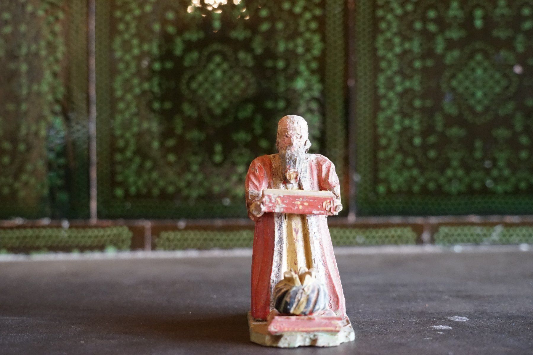 Statuette: Heiligenfigur klein antik aus Holz – Usato da Hinwil venduto da Antikfischer 4