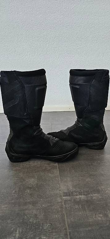 Scarpe da uomo: Bottes de moto TCX Infinity 3 GORE-TEX Taille 42 – Usato da Cudrefin venduto da hug_jwy6 2