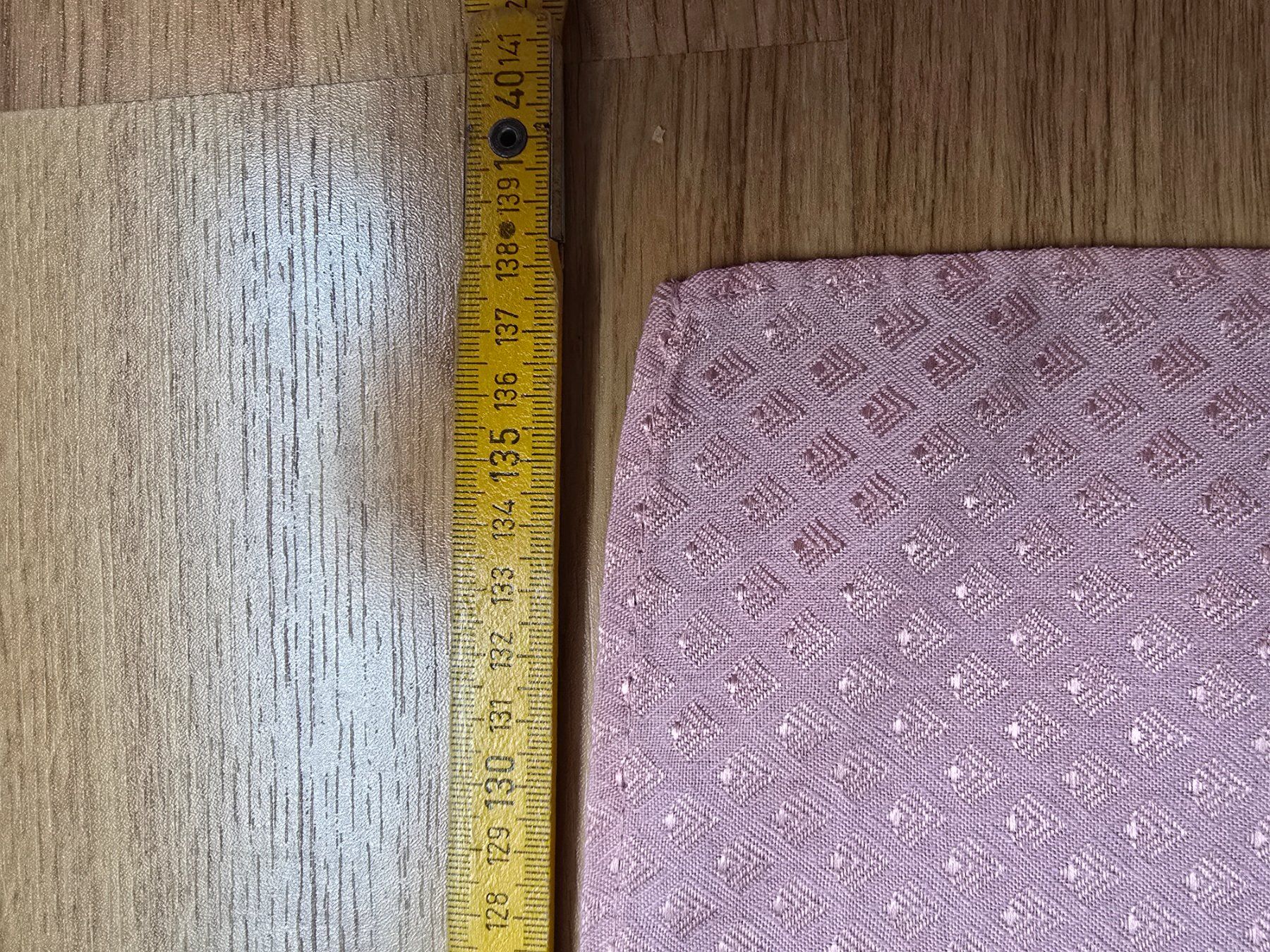 Altra biancheria da tavola: Tischtuch rosa ca. 168 x 138 – Usato da Büttikon AG venduto da Amineah 3