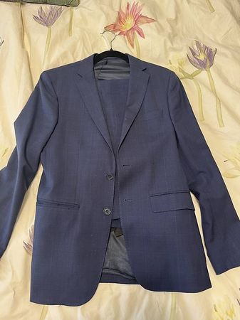Costume complet bleu marine à carreaux  Taille 46