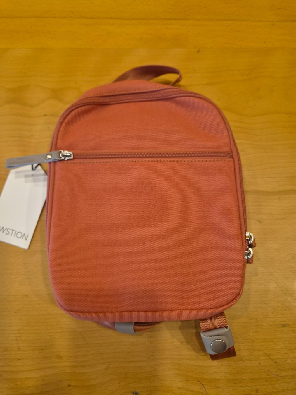 Qwstion Sacs & sacs à dos: Kinder Rucksack, neu – Neuf avec emballage d'origine à Schwanden i.E. par Cothesama