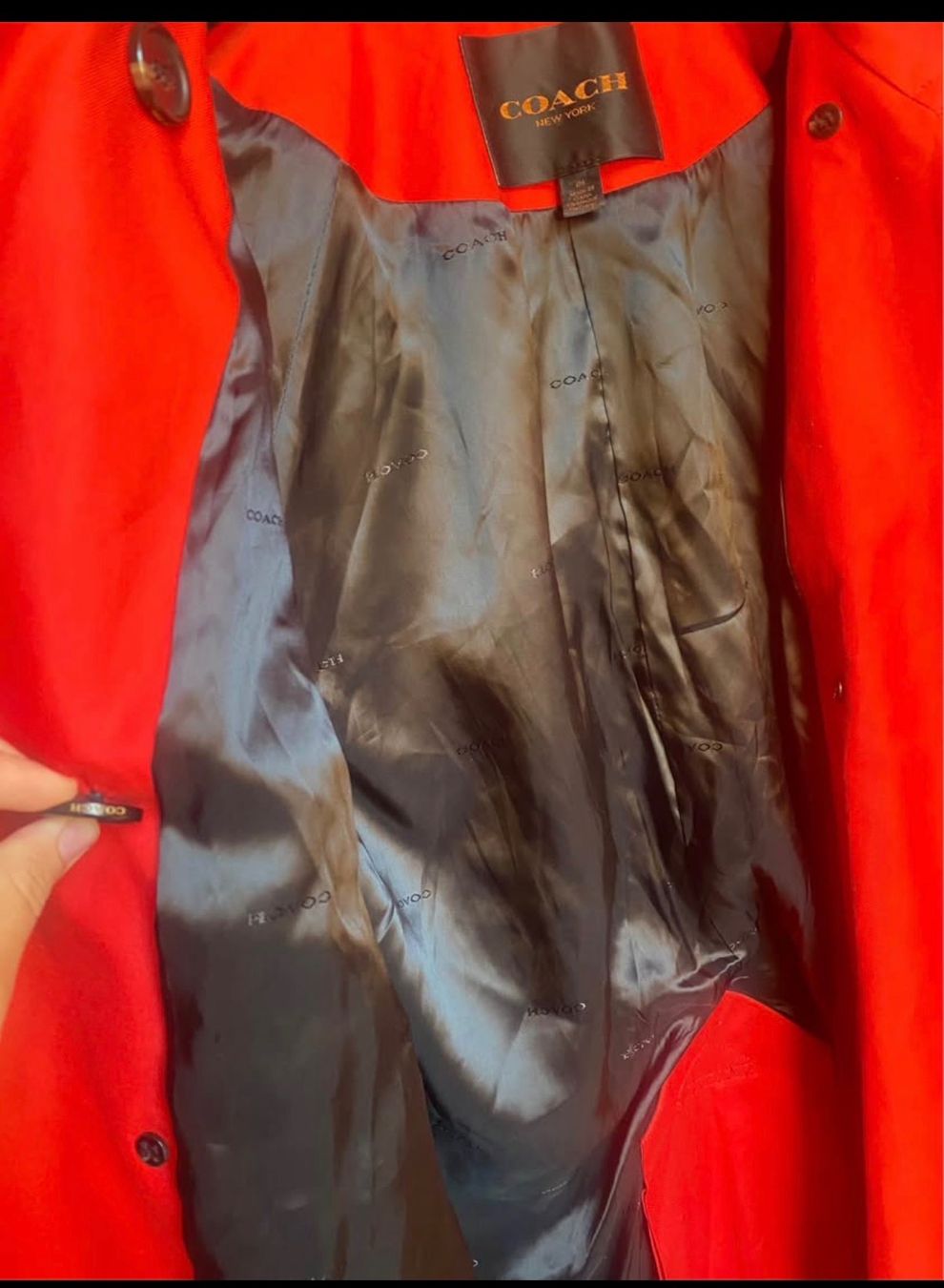 Cappotti: Coach Trench Coat Red Double Breasted – Usato da Herbligen venduto da T-esthetic 2