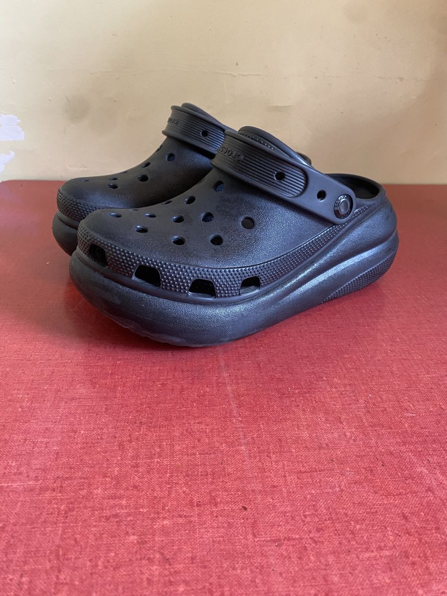 Crocs Scarpe da uomo: Crocs Platform Clogs, “Classic Crush” – Nuovo (secondo la descrizione) da Zürich venduto da Lisuschkah
