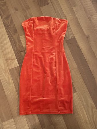Neues trägerloses Kleid, orange, Gr XS