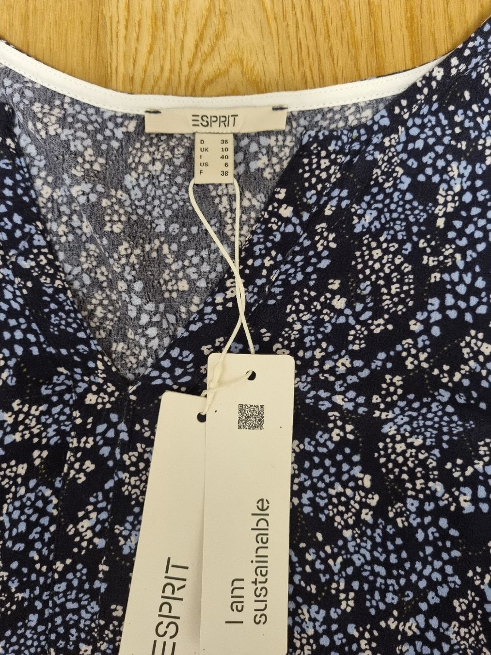 Esprit Maglioni & Felpe: Esprit – Nuovo (secondo la descrizione) da Bern venduto da Ana0144 1