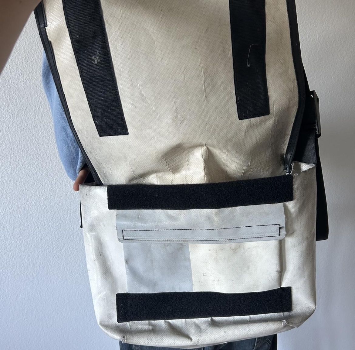 Freitag Borse: Freitag Messenger bag – Usato da Pully venduto da car_rwv6 2