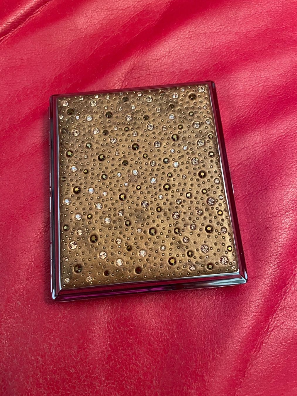 Altro in  Abbigliamento & Accessori: Etui mit Swarovski Steinen – Usato da Baar venduto da sabisun66