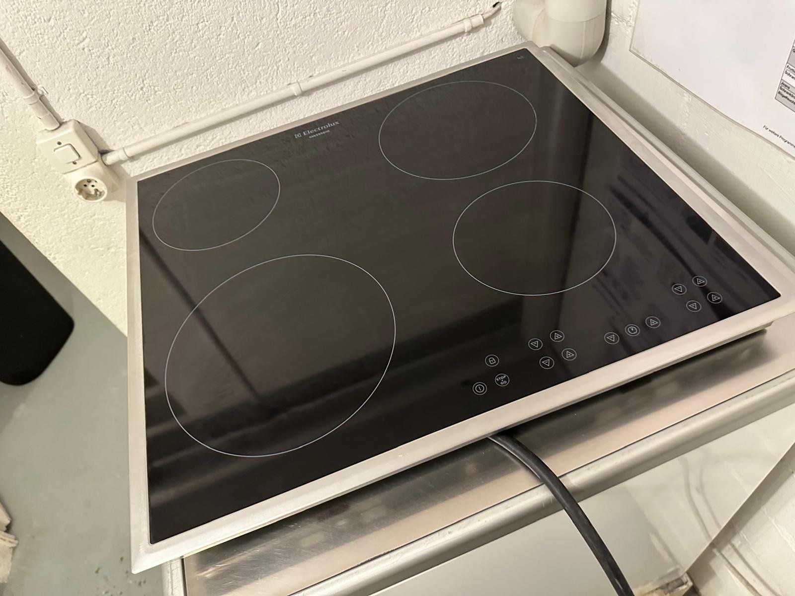 Electrolux Cucine: Kochherd Electrolux – Usato da Spreitenbach venduto da Space_X 5