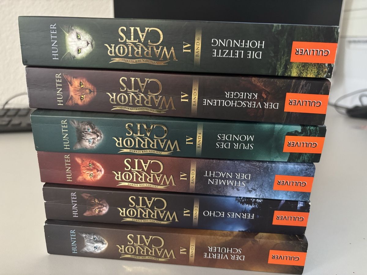 Libri: Warrior Cats Staffel 4 komplett – Usato da Hunzenschwil venduto da ede_h8tt