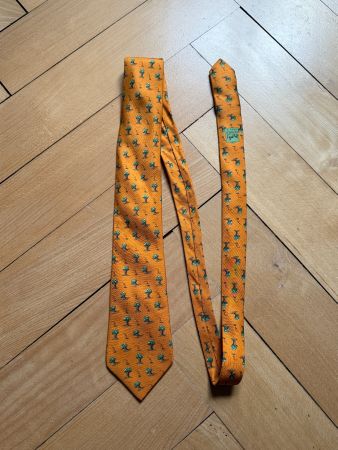 HERMÈS - Seide Krawatte orange mit Bäumen