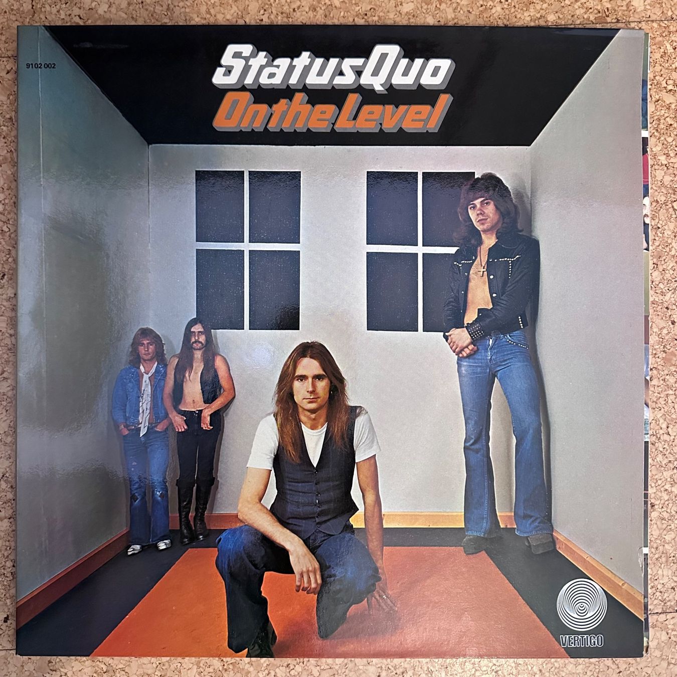 Dischi in vinile: LP - Status Quo – On The Level – Usato da Breganzona venduto da Onairda75
