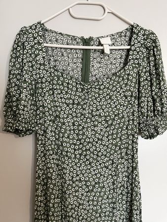 H&M Sommerkleid, Gr. 36, grün mit Blumenmuster!