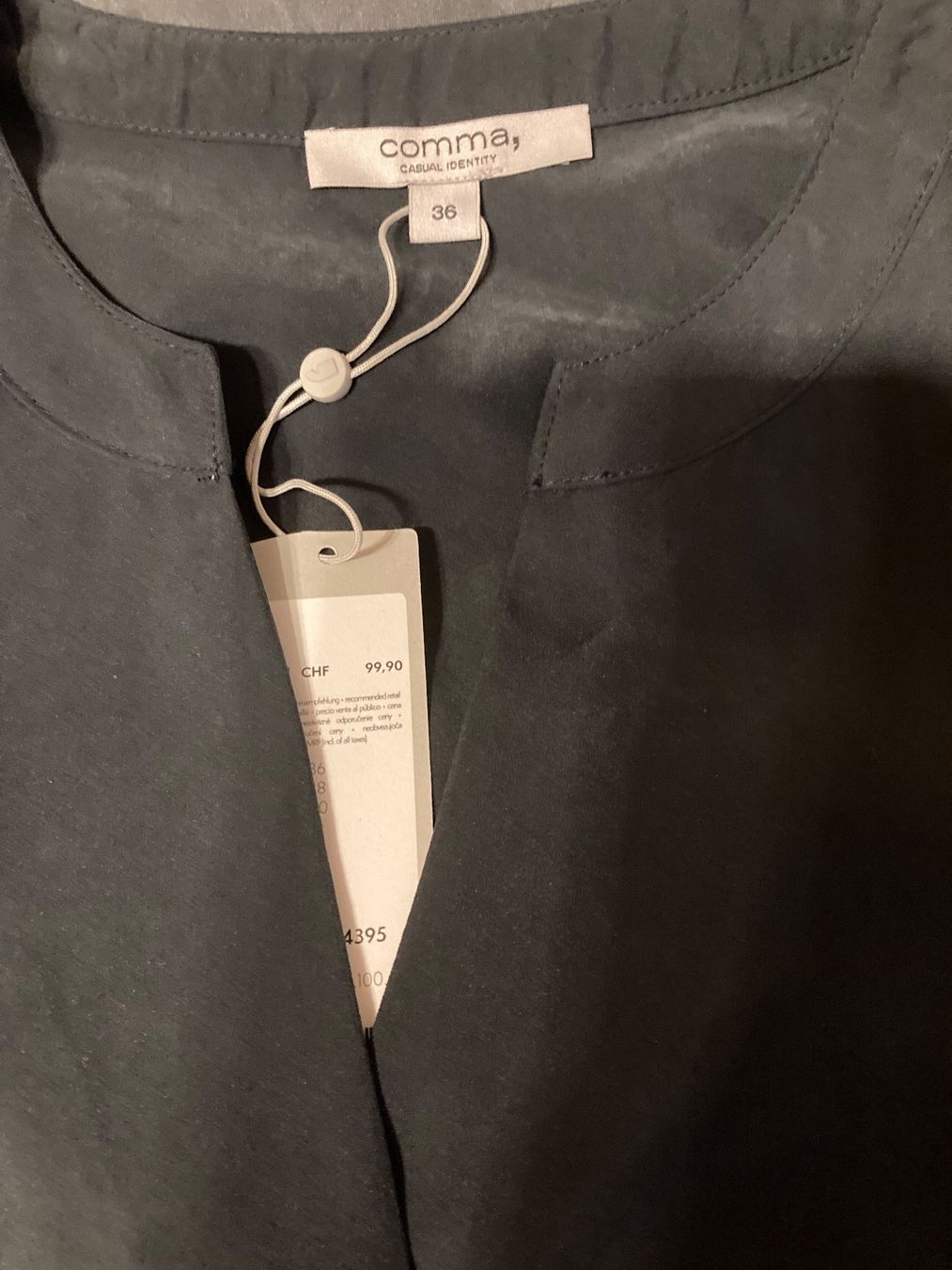Comma Camicette: Comma Bluse Damen Gr. 36 schwarz neu – Nuovo (secondo la descrizione) da Dulliken venduto da gab_jdr2 3