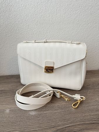 🌸maison mollerus marly🌸
