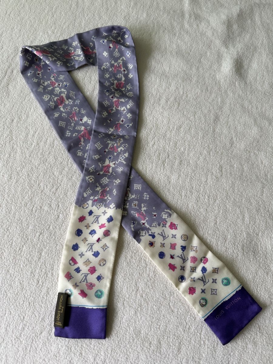 Louis Vuitton Foulards & écharpes: Foulard Original Liuis Vuitton – Neuf (Voir description) à Horgen par nicolinha 2