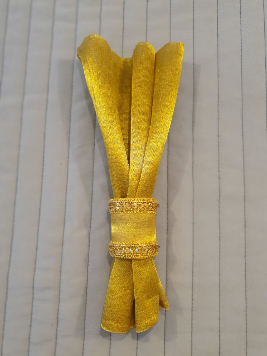 Set di tavolo e panche: Tischset goldig India neu – Nuovo e nell'imballaggio originale da Volketswil venduto da gloriamundi 1