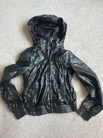 M Jacke - Stylish Black Hooded Jacket - Autumn