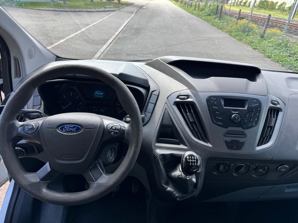 Ford Véhicules utilitaires: Ford Transit Custom MFK 10.2026  – D'occasion à lully par sof_l8yw 8