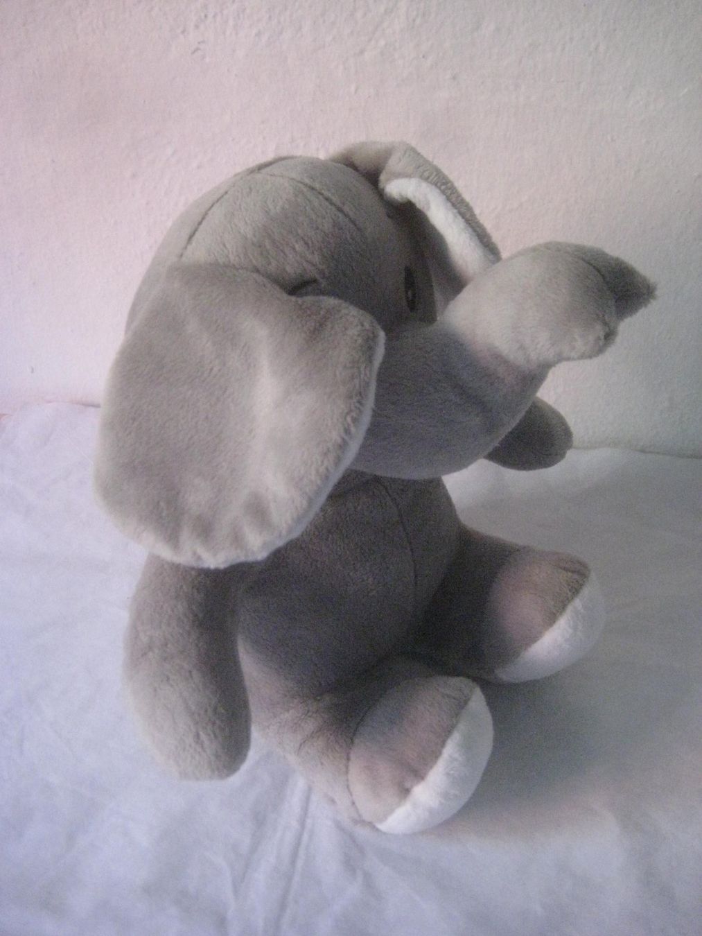 Jouets: HUNDE  PLÜSCH ELEFANT – Neuf (Voir description) à Uster par flocke1 1