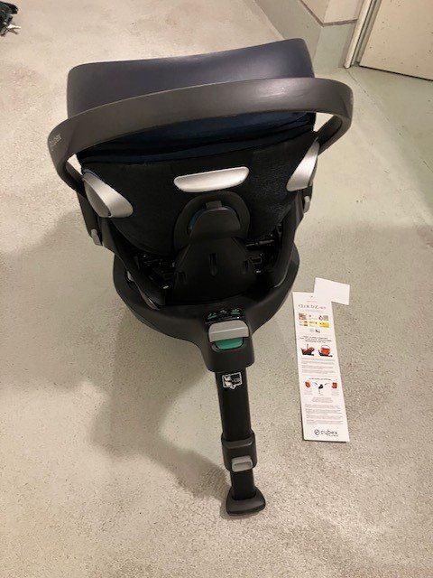 Cybex Seggiolini per auto: Autositz CYBEX PLATINUM - CLOUD Z i-Size – Usato da Jegenstorf venduto da gas_p8hc 8