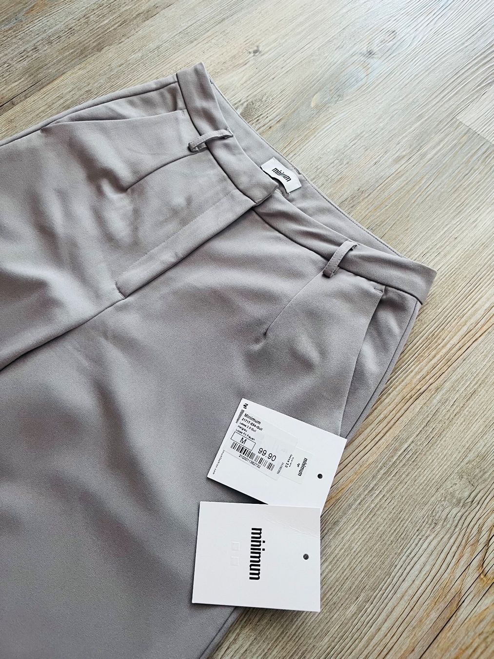 Pantaloni: MINIMUM Stoffhose Lessa 2.0 Gull Hellgrau Loose Fit Gr. M, – Usato da Belp venduto da Solyluna 1
