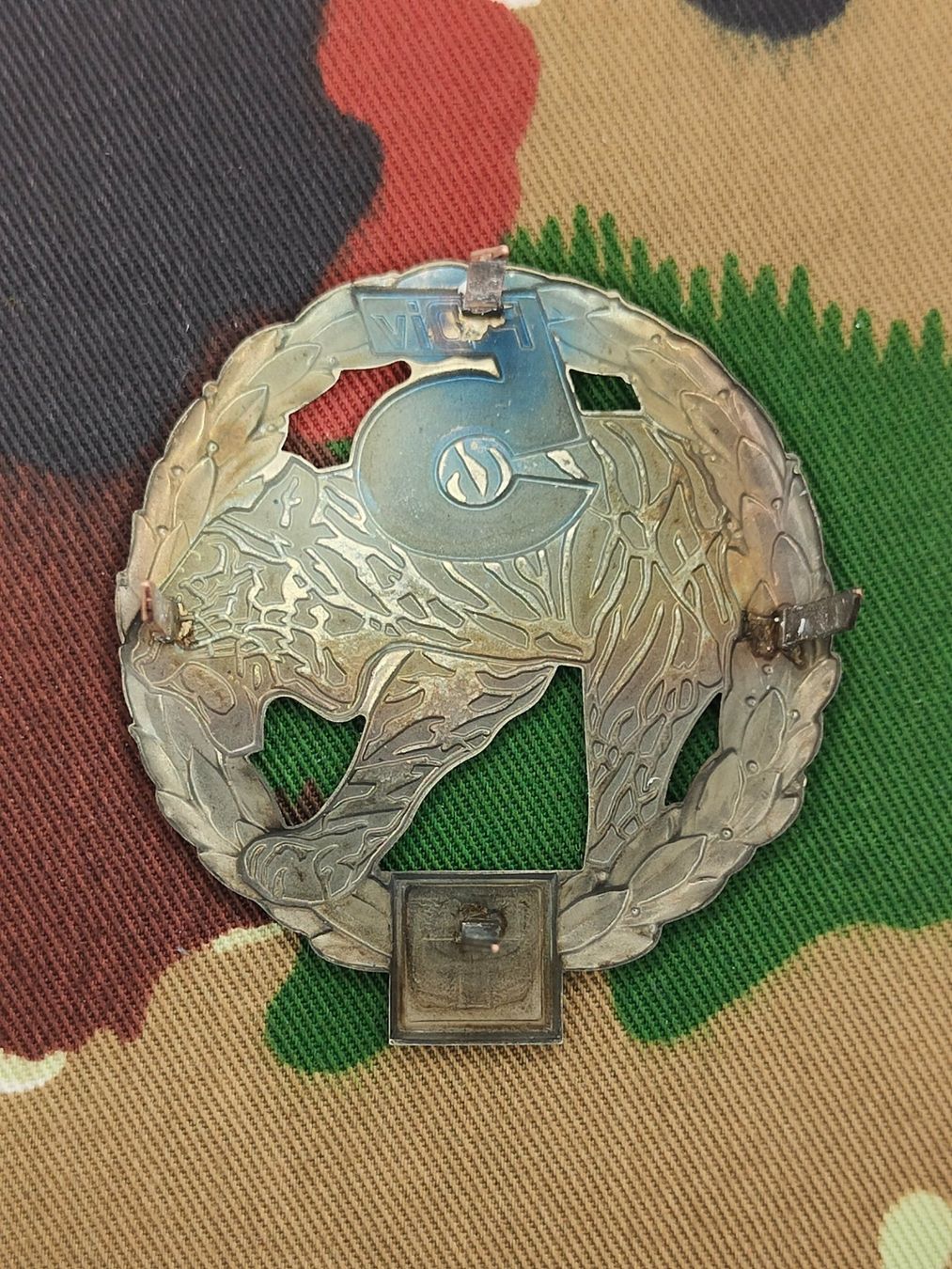 Schweizer Armee Placchette & Badge: Béretemblem Felddivision 5, Variante 2, neuwertig – Usato da Bauma venduto da SwissMilitaria 1