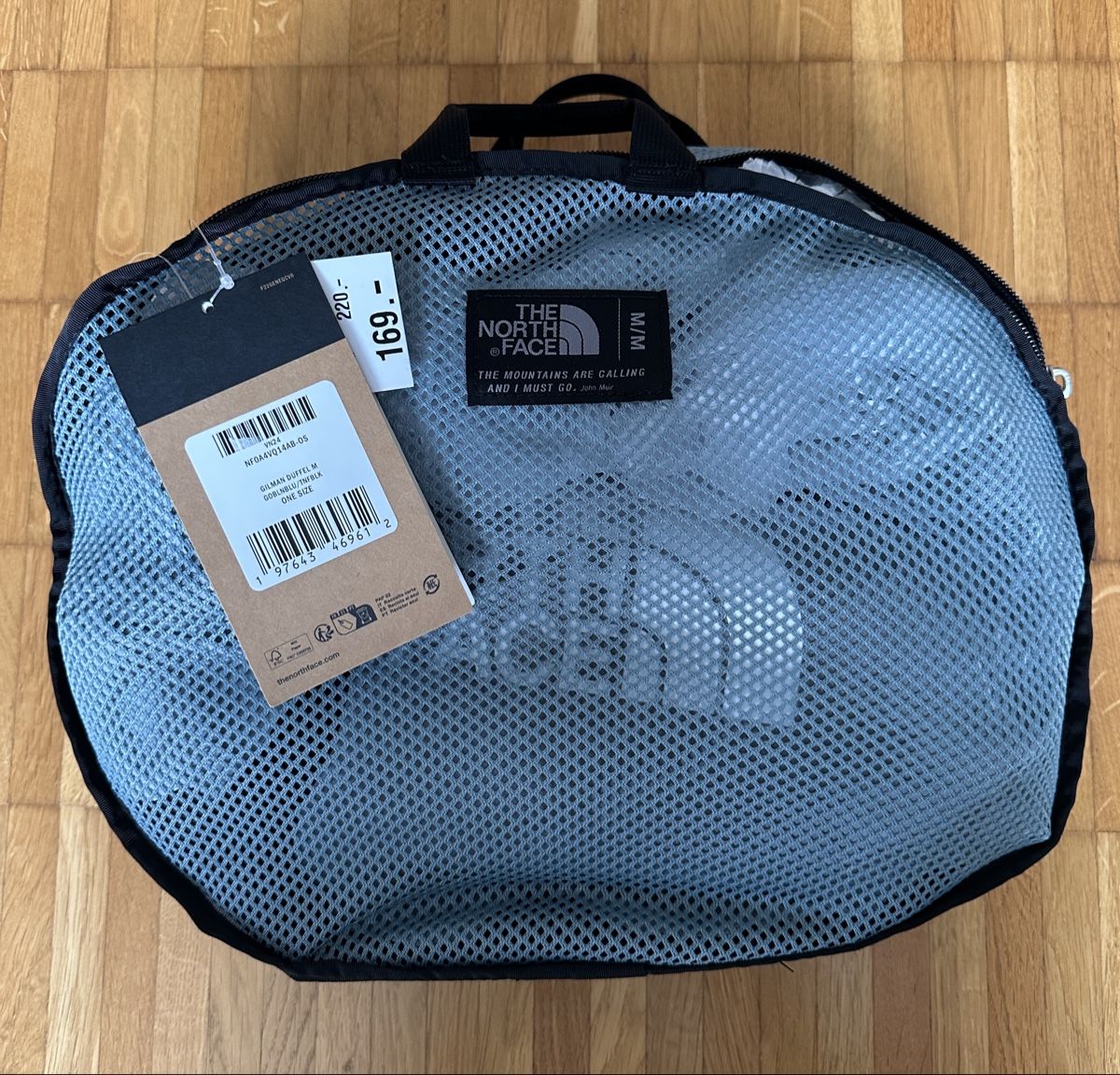 North Face Sacs: North Face duffel G M – Neuf avec emballage d'origine à Maienfeld par tobeyl2020
