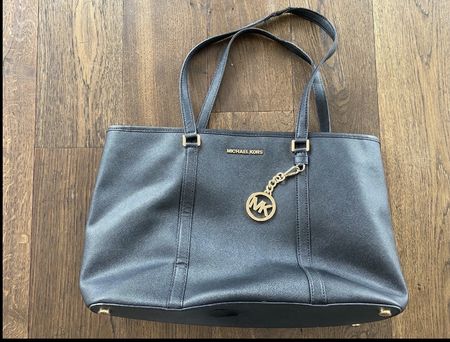 Michael Kors sac 35 cm noir Envoi possible/Versand möglich