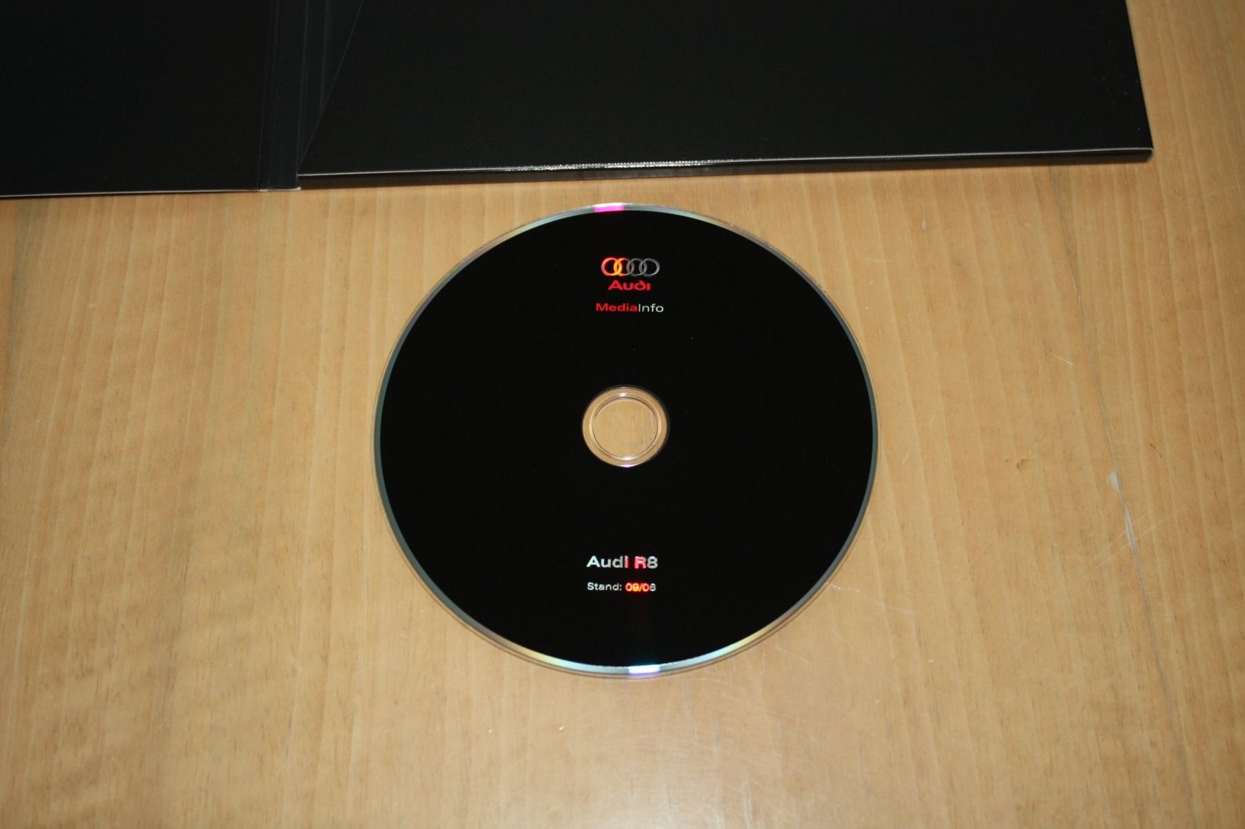 Audi Dokumente: Audi R8 Pressemappe/CD 9/2006 – Gebraucht aus Wikon von erwin400 1