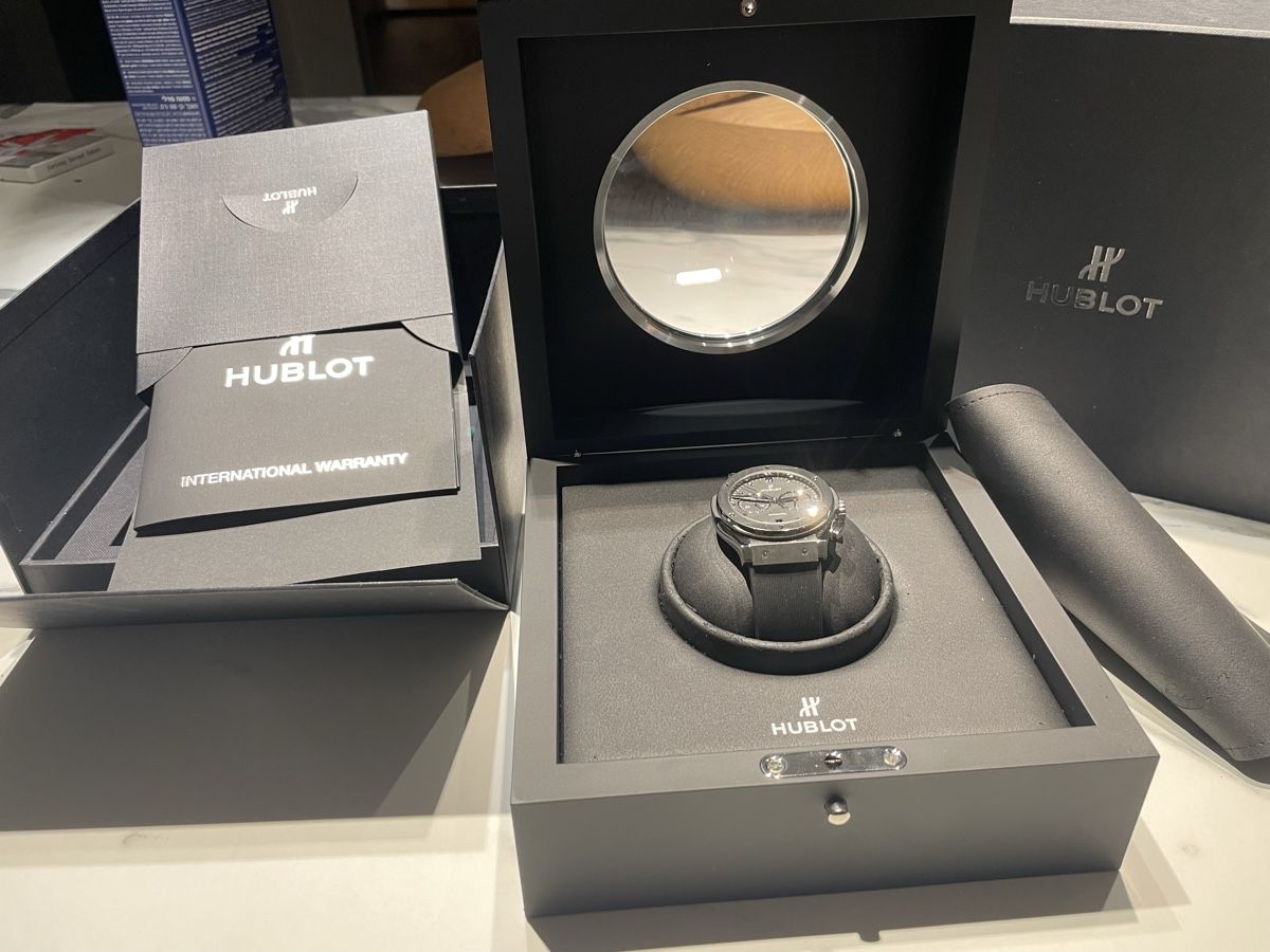 Hublot Orologi: Hublot Classic Fusion Chronograph Titanium – Nuovo (secondo la descrizione) da Muotathal venduto da hei_cf9z 2