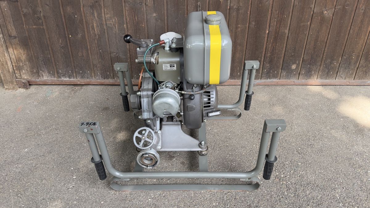 Pompes et pièces: Motorspritze Typ 1 – D'occasion à Grossdietwil par Armyhunter 4