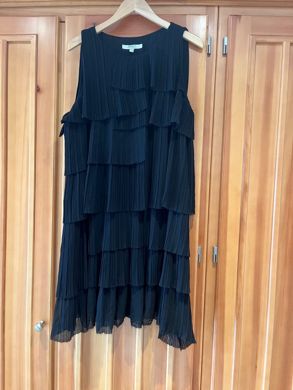 Gant Vestiti: GANT KLEID 44 – Usato da Saanen venduto da SoniaMichaela