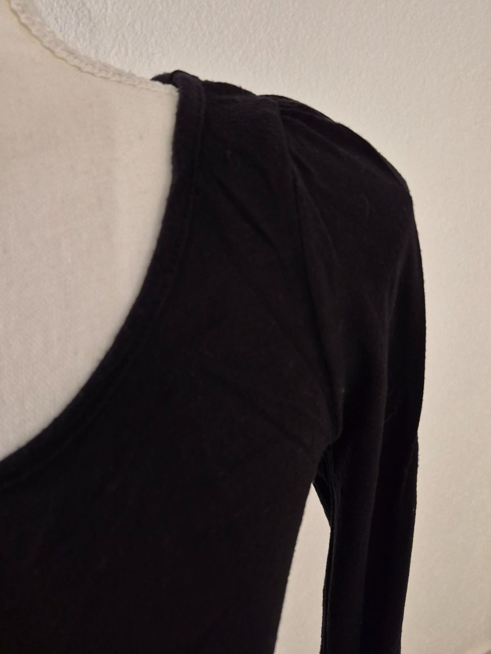 H&M Top: Oberteil mit Puffärmel, schwarz, H&M Basic, Grösse M – Usato da La Neuveville venduto da Vestiaire_2011 1