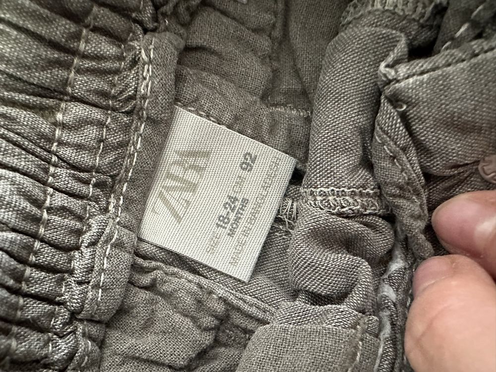Zara Pantalons: ZARA zwei Jeans Shorts Gr.92 – D'occasion à Zug par kow_6xr6 3
