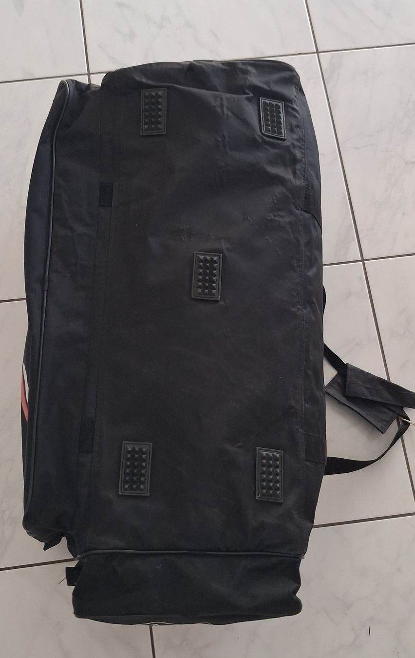 Fila Borse: Sporttasche FILA – Nuovo (secondo la descrizione) da Rotkreuz venduto da schweizerin72 5